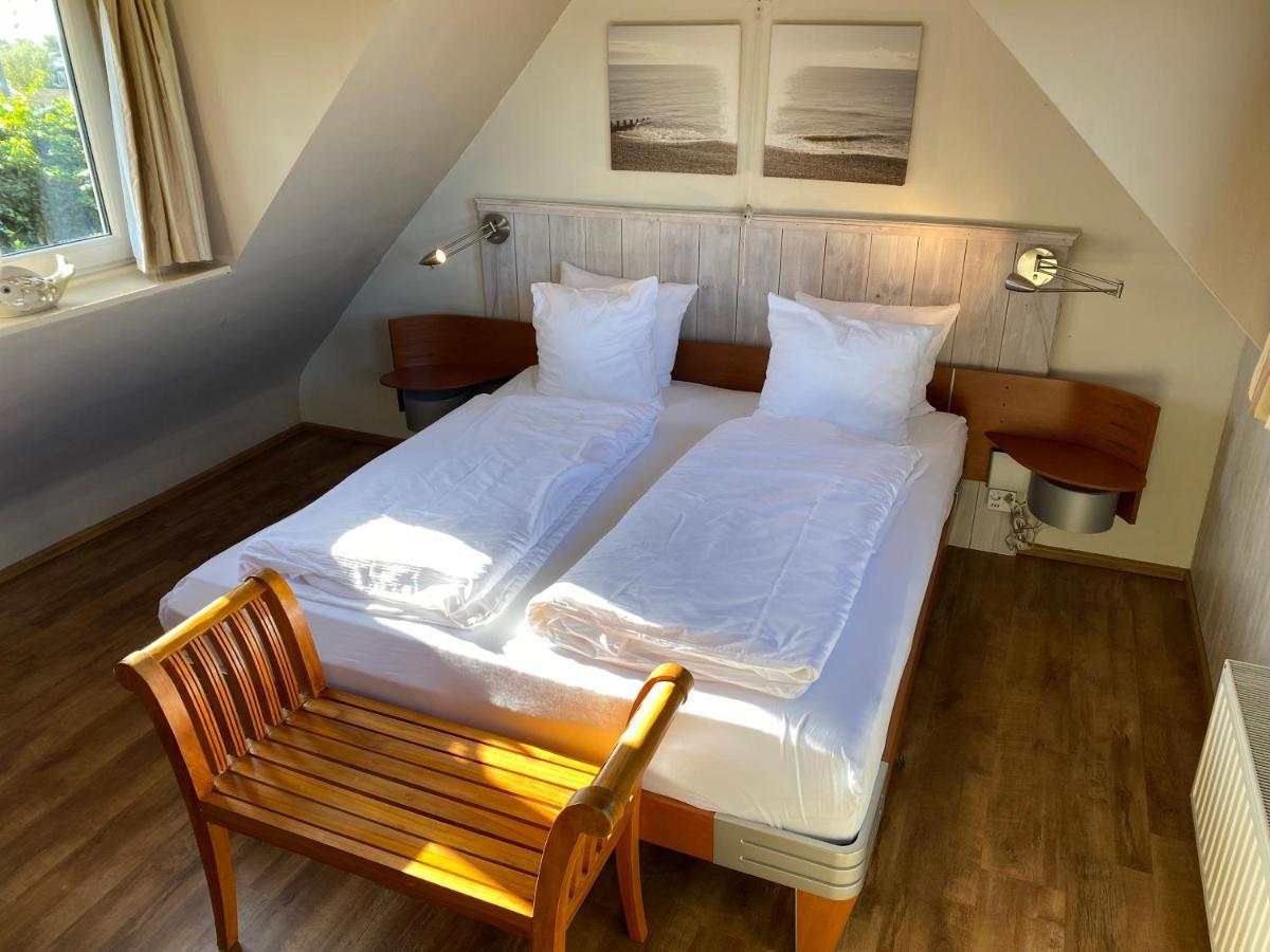 T Huuske Tuinappartement Met Fantastisch Uitzicht, Nabij Zee Zonnemaire Екстериор снимка
